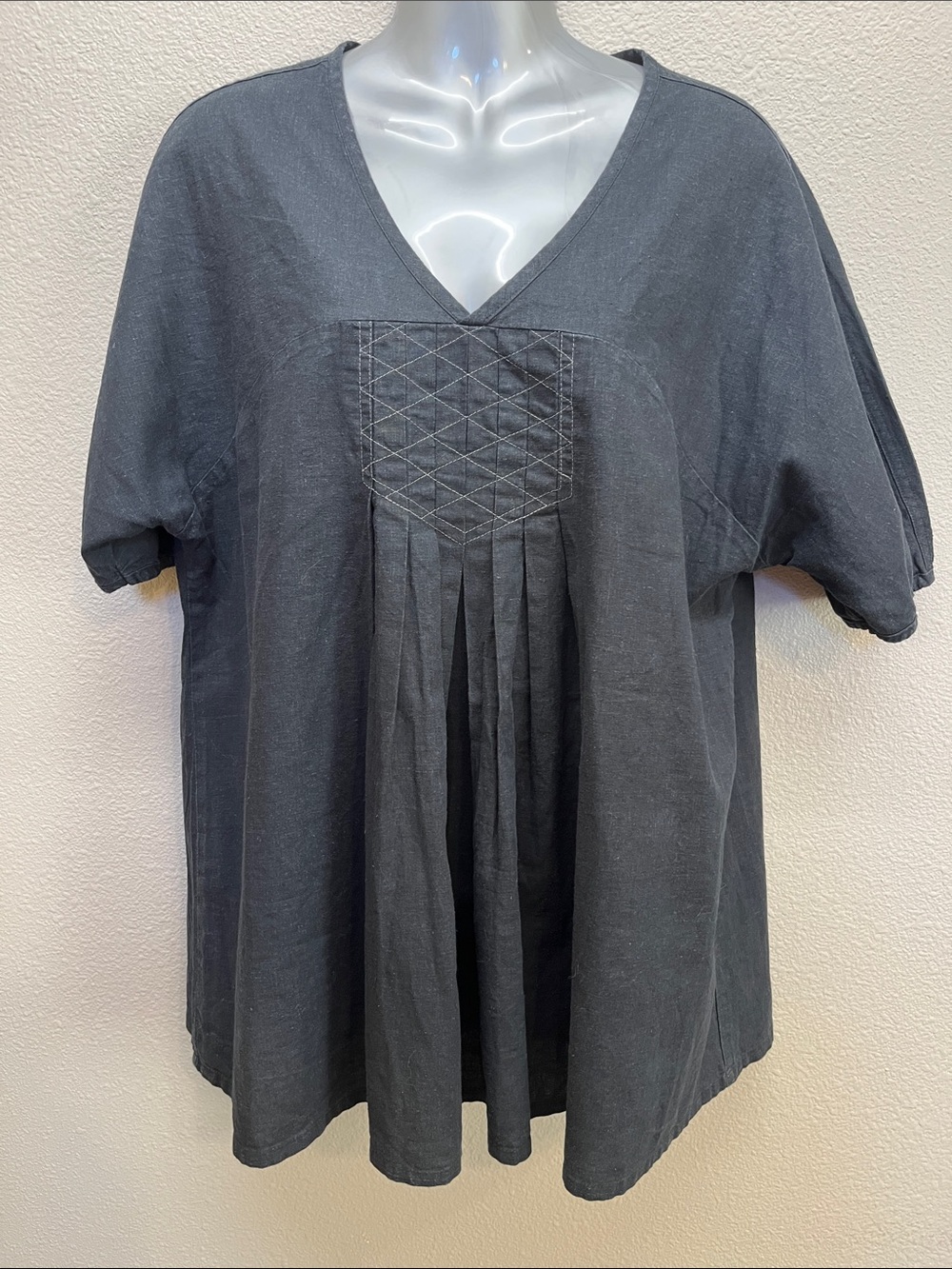 Johnny was oversized tunic size XS